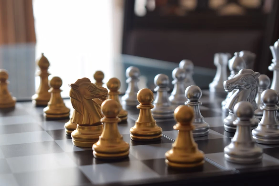 How Do Pawns Move in Chess? Essential Guide for Beginners